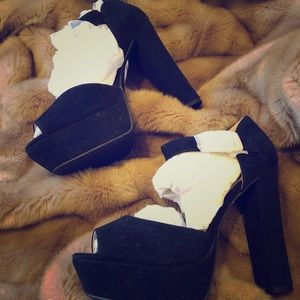 Cato Fashions x Platforms